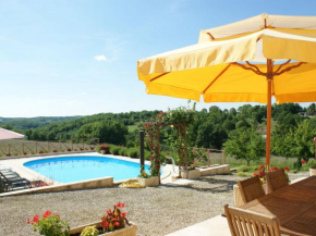 Lovely Holiday Home in Th dirac with Swimming Pool